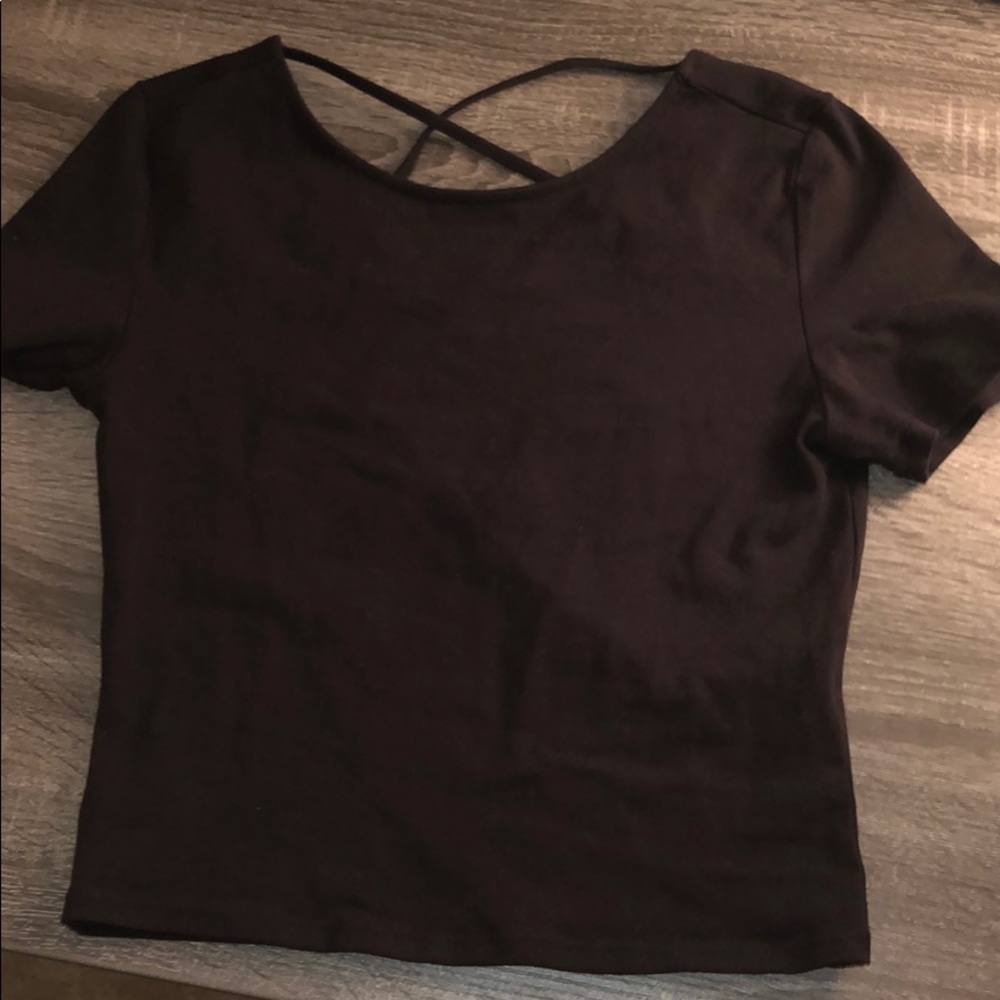 black crop top